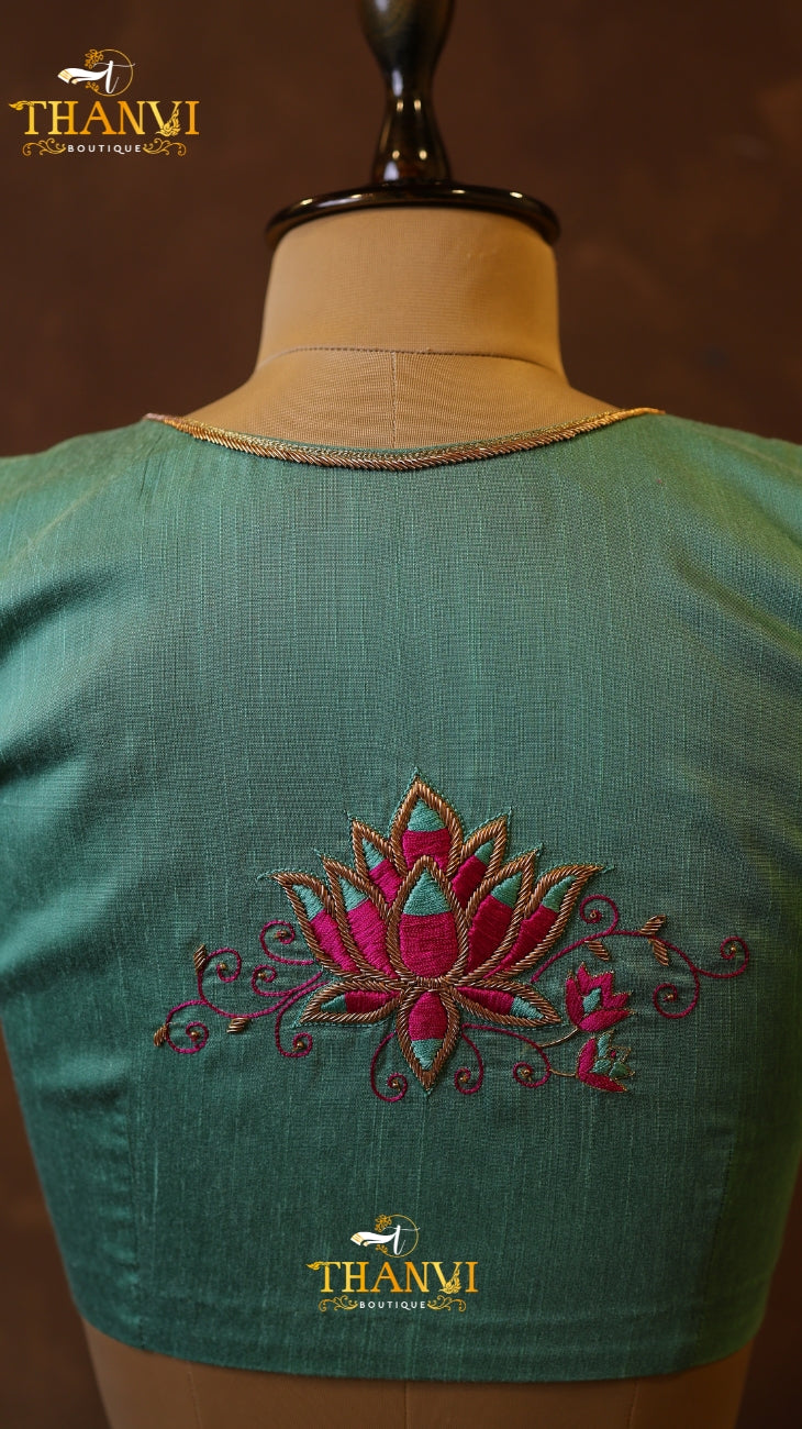 Scallop Neck Floral Aari Work Blouse