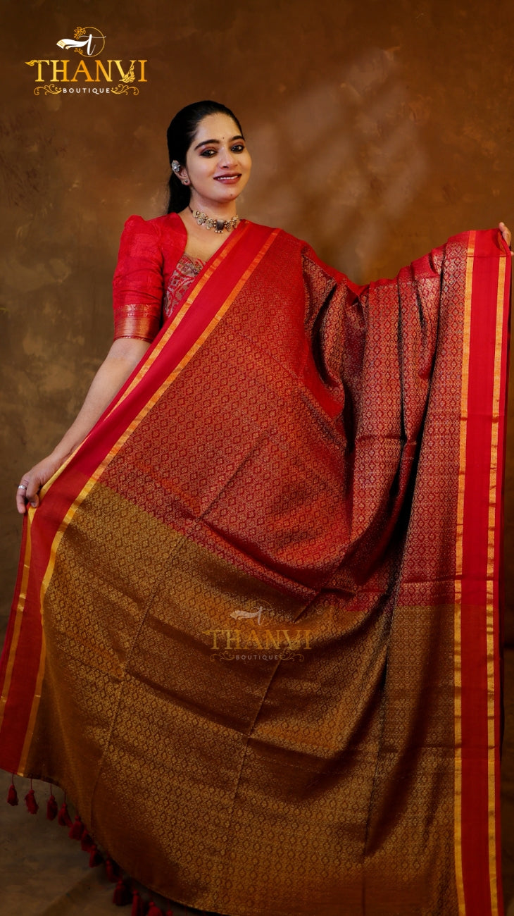 Premium Zari saree