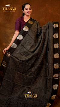 Vairaoosi Crushed Saree