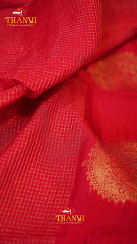 Vairaoosi Crushed Saree