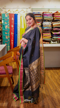 Mesmerised Maheshwari Cotton Saree