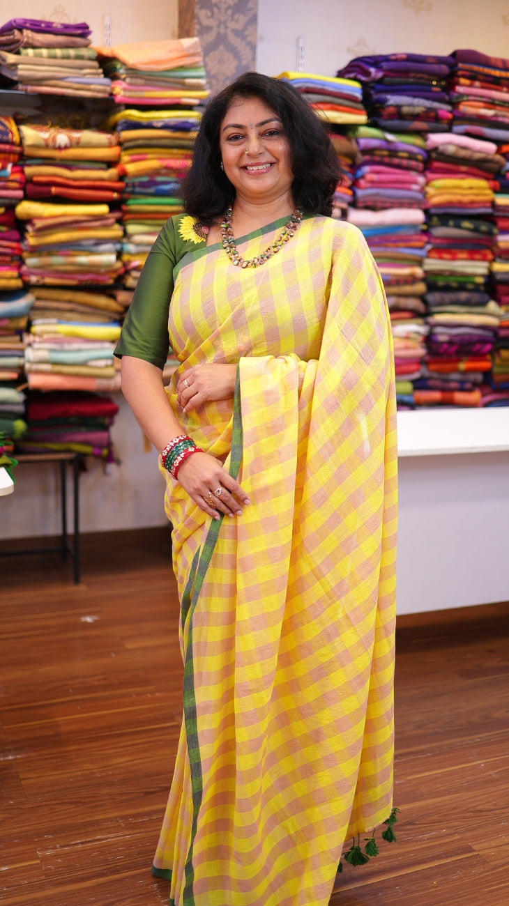 Popstick checks saree