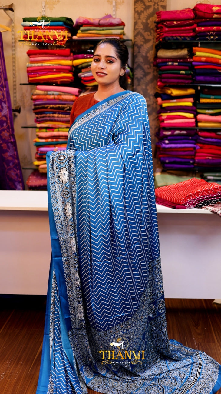 Modal Mirror Saree