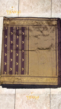 Golden Zari Border Saree