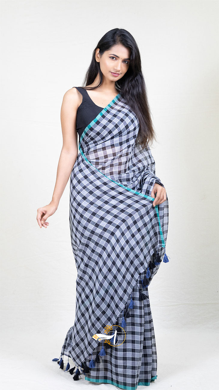 Popstick Checks Saree