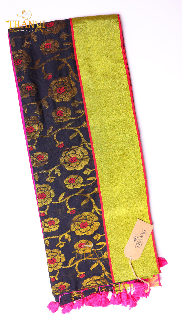 Jacquard Rose Print Saree