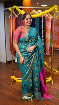 Jacquard Rose Print Saree