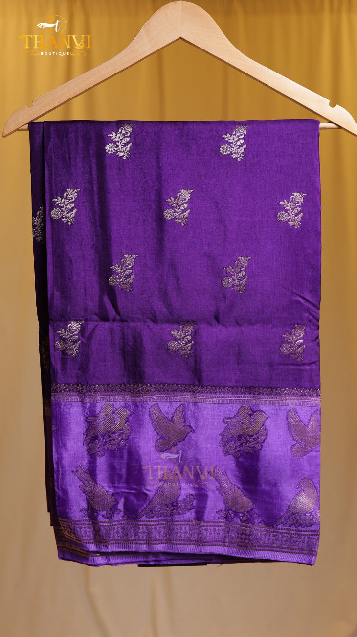 Russian Self Figar Border