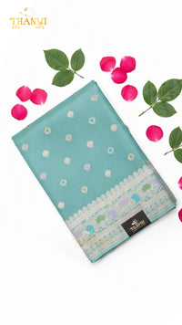 Russian Self Figar Border