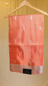 Russian Self Figar Border