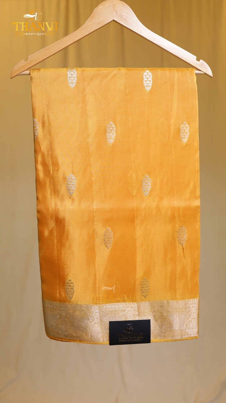 Russian Self Figar Border