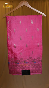 Russian Self Figar Border