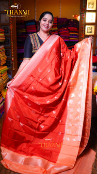 Russian Self Figar Border