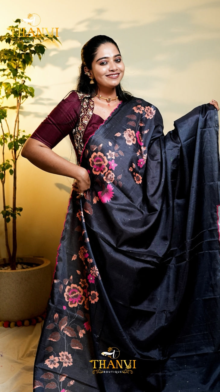 Floral print saree