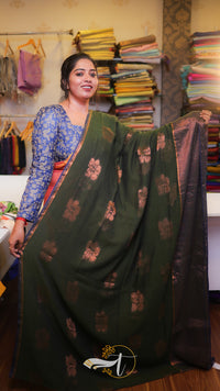 Zari Emb Stripes Border