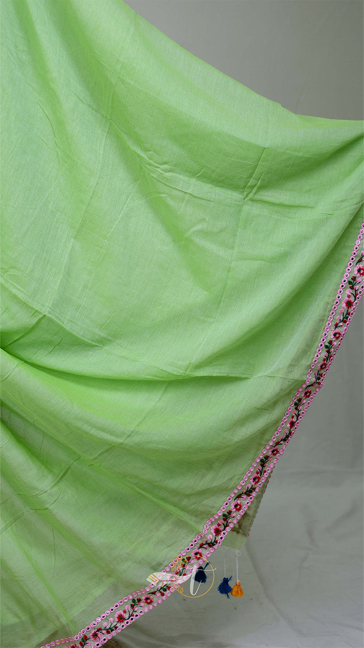 Q Lace Border Saree
